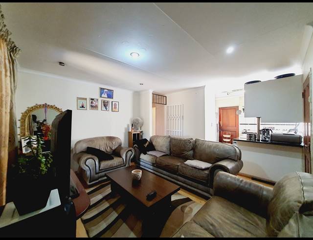 2 BEDROOM FREEHOLD FOR SALE IN NOORDWYK